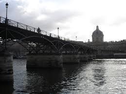 26 février 2002. « Le silence de la mer », le pont des Arts et l’École alsacienne